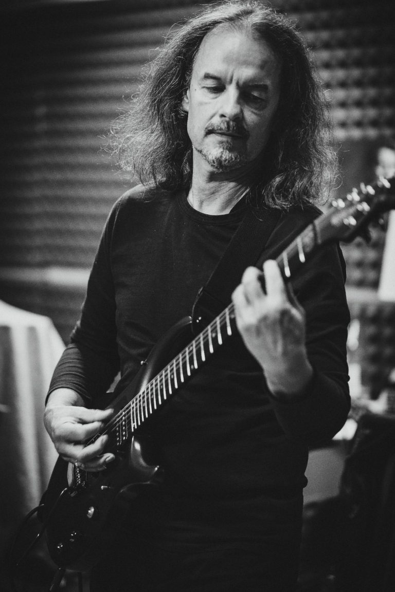 Uwe Saussele - Guitars